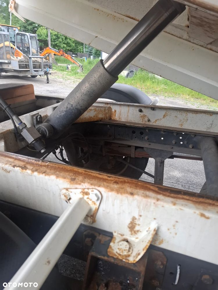 Iveco 35C13 - 24
