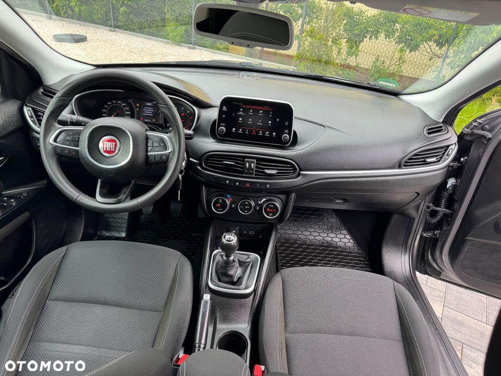 Fiat Tipo 1.4 T-Jet Business Line - 25