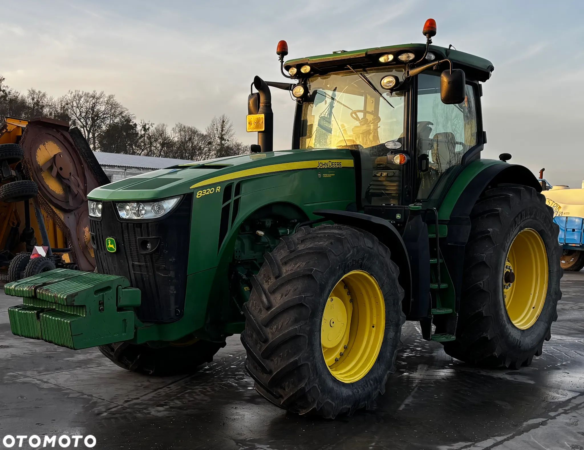 John Deere 8320R - 1