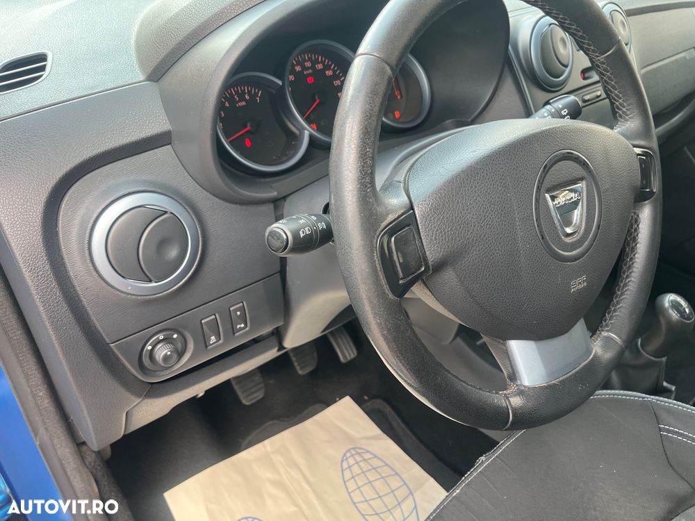 Dacia Lodgy 1.2 TCe 115 CP Stepway - 10