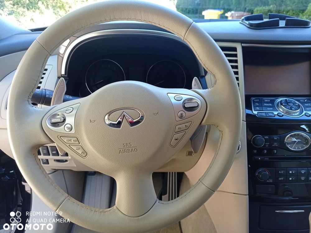 Infiniti QX70 3.7 GT Premium - 6