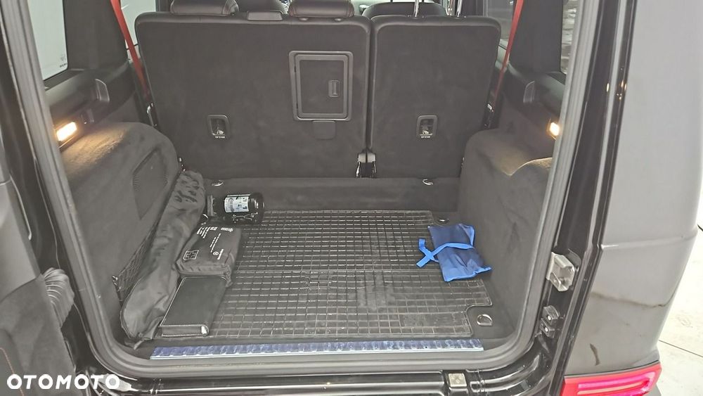 Mercedes-Benz Klasa G 400 d 9G-TRONIC - 24