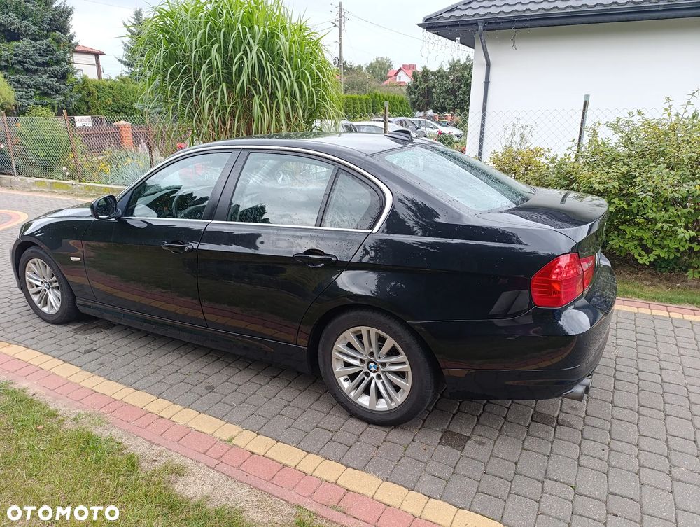 BMW Seria 3 325i - 3