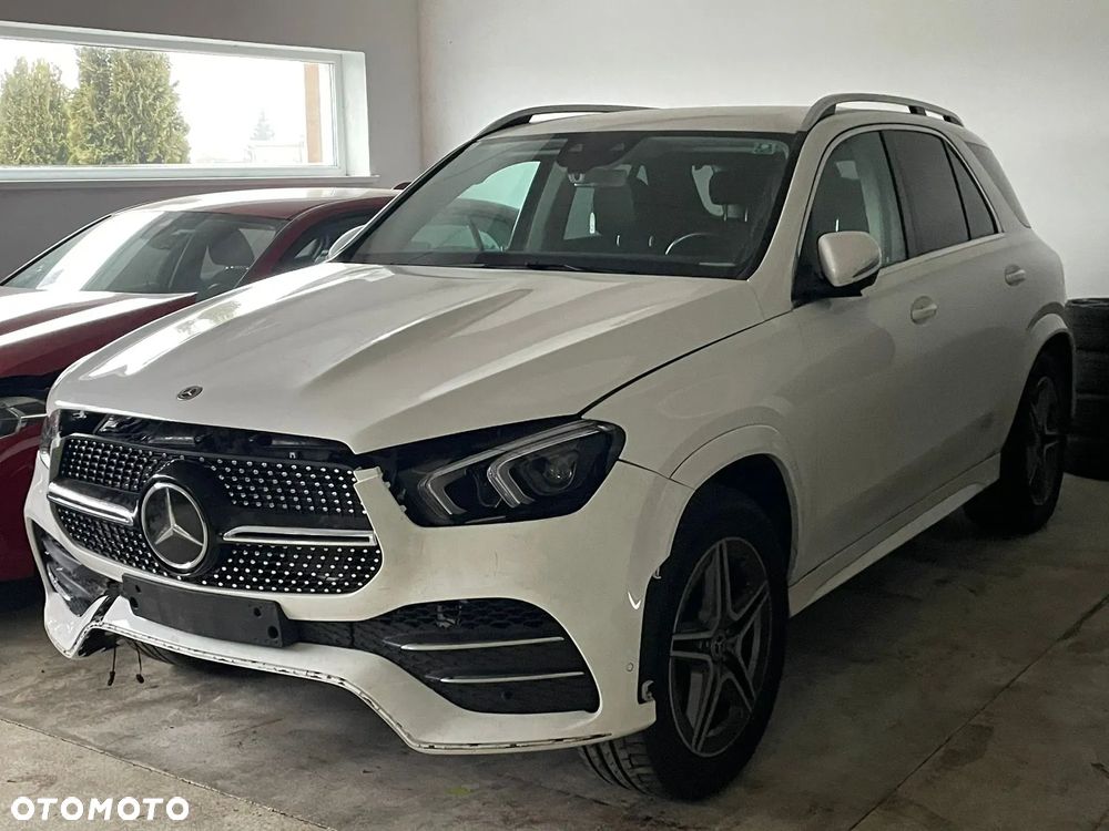 Mercedes-Benz GLE - 22