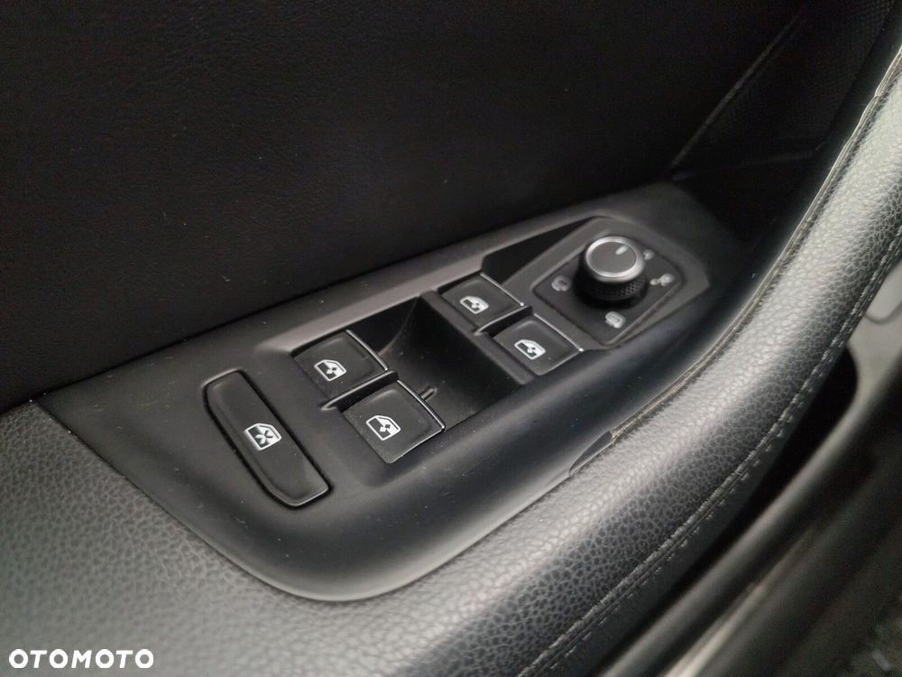 Volkswagen Passat 1.8 TSI BMT Highline DSG - 18