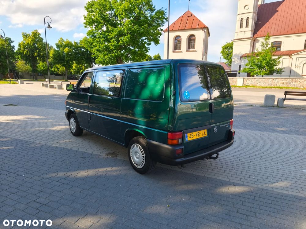 Volkswagen Transporter - 4