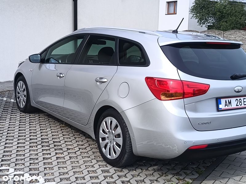 Kia Ceed 1.4 CVVT Spirit - 16