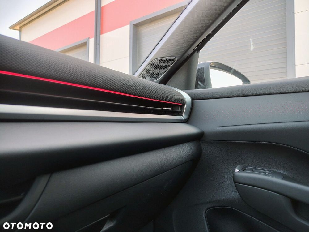 Volkswagen T-Roc - 20