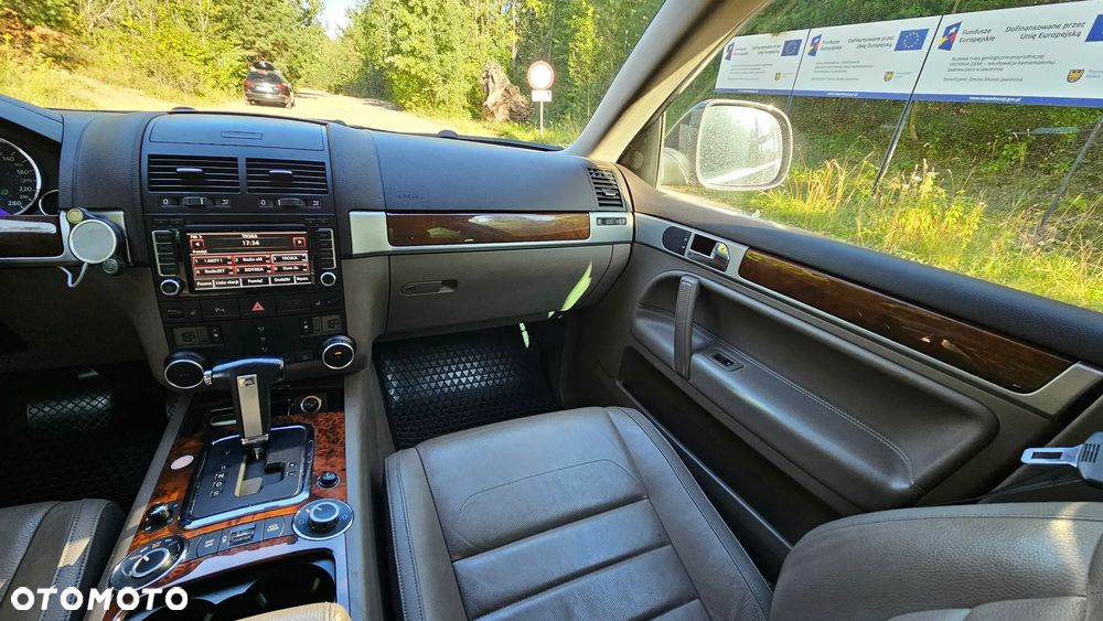 Volkswagen Touareg 3.0 V6 TDI DPF Tiptr - 14