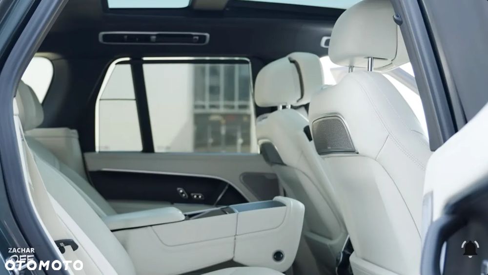 Land Rover Range Rover - 11