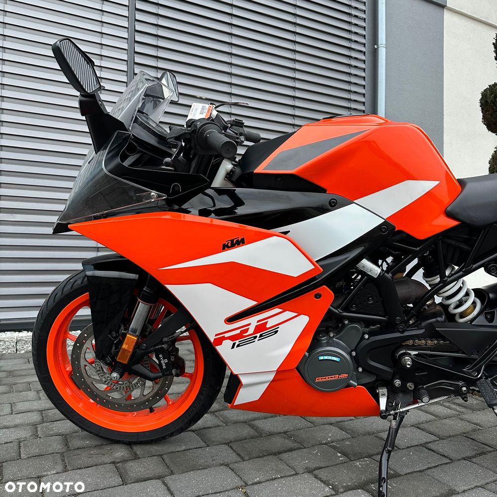 KTM RC 125 - 10