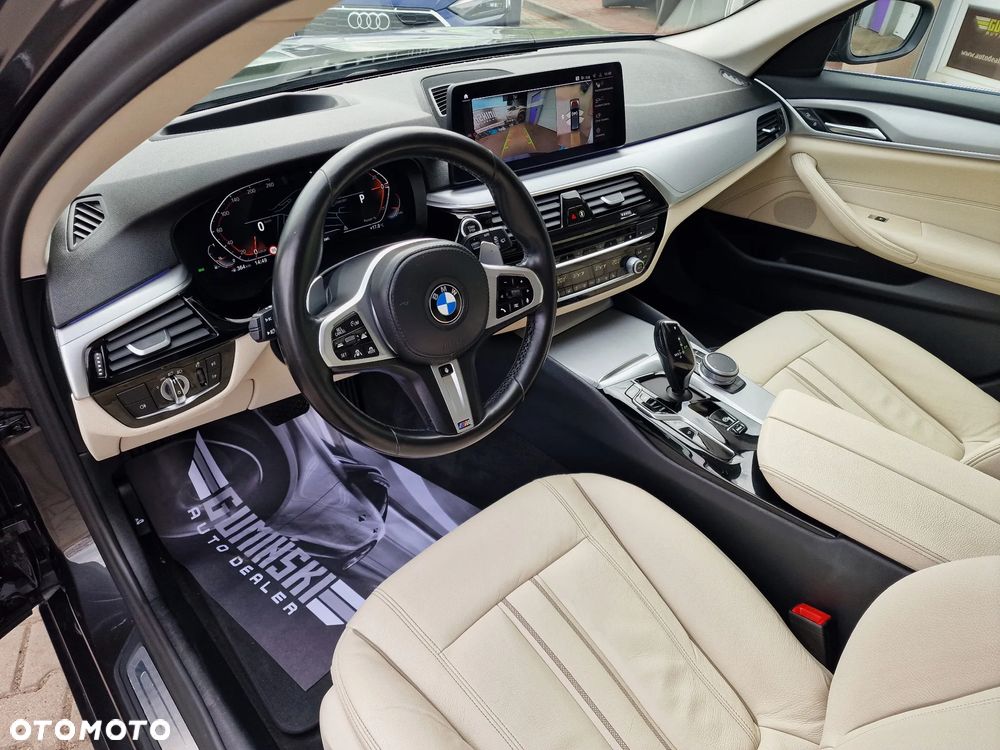 BMW Seria 5 520i mHEV Luxury Line sport - 18