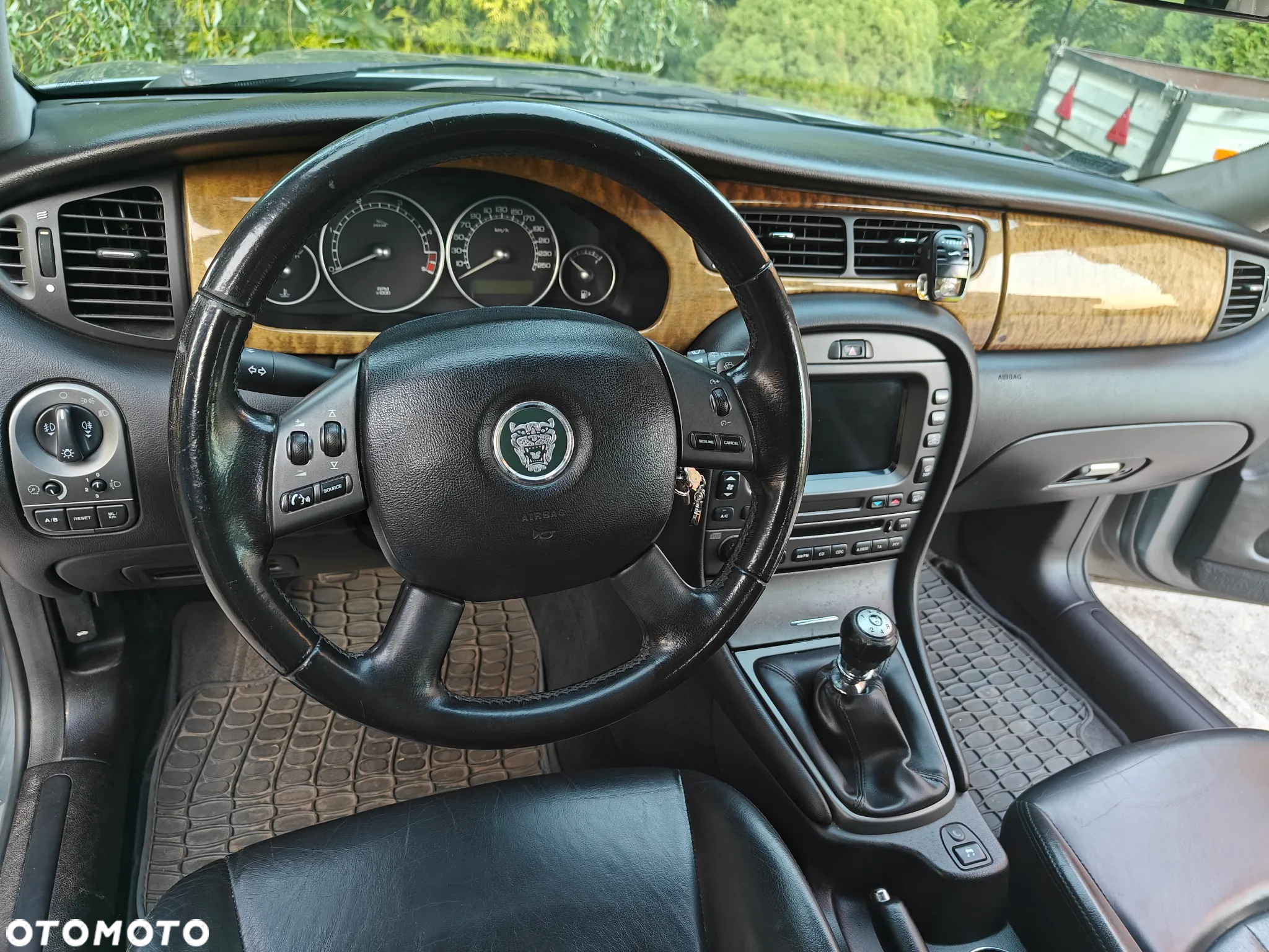 Jaguar X-Type Estate 2.0 Diesel Executive - 19
