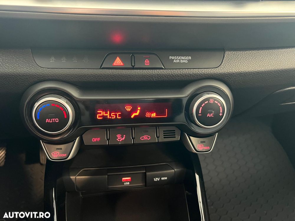 Kia Stonic 1.2 MPI 5MT Urban - 17