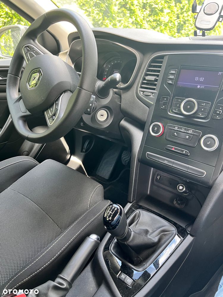Renault Megane 1.6 SCe Life - 13