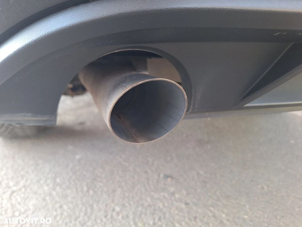 Volkswagen Golf 1.6 TDI DPF BMT Highline - 11