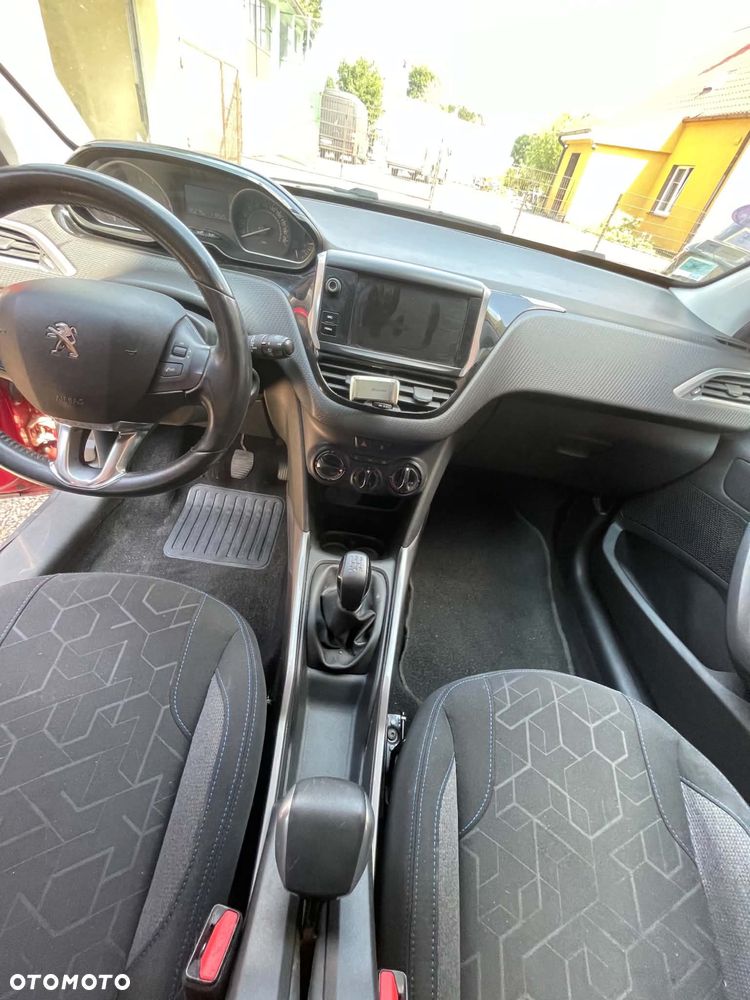 Peugeot 2008 - 5