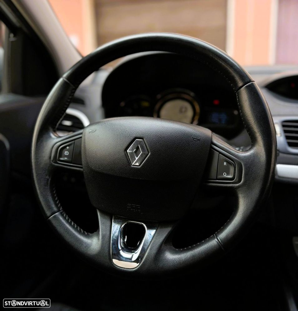 Renault Mégane 1.5 dCi Dynamique - 11