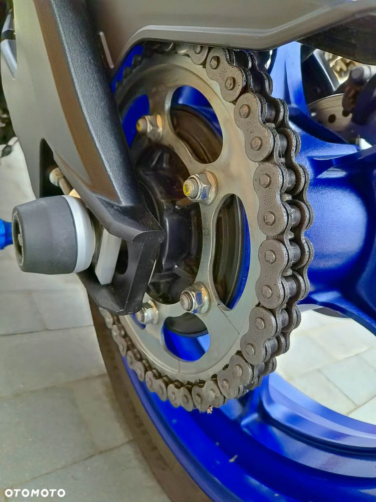 Suzuki GSX-R - 9
