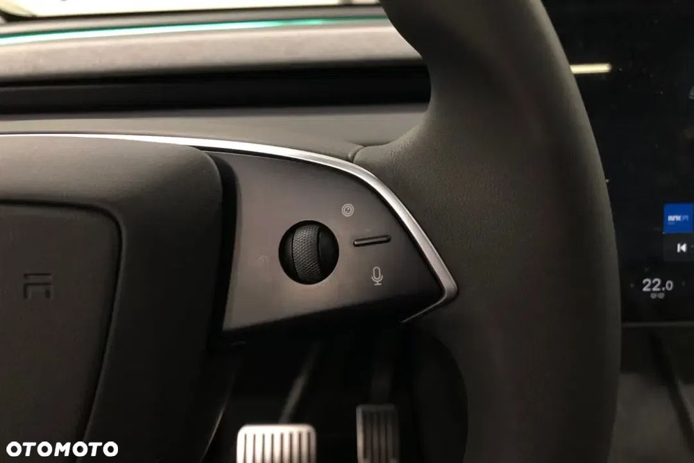 Tesla Model Y Premium Long Range RWD - 14