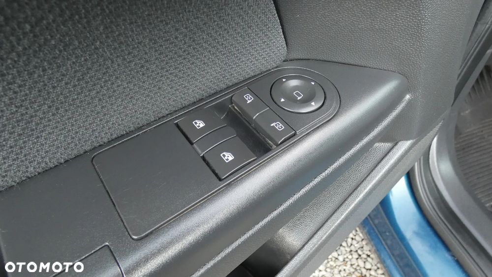 Opel Astra 1.6 Enjoy - 22