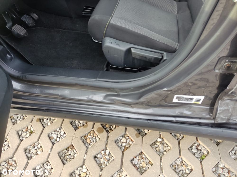 Citroën C3 BlueHDi 100 S&S FEEL - 14