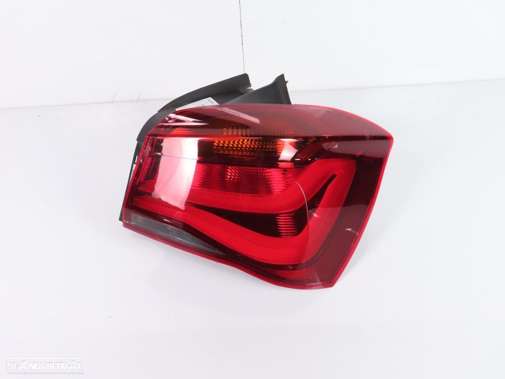 Farolim Black Line LCI Direito/Trás Usado / Original BMW 1 (F20)/BMW 1 (F21) 632... - 2