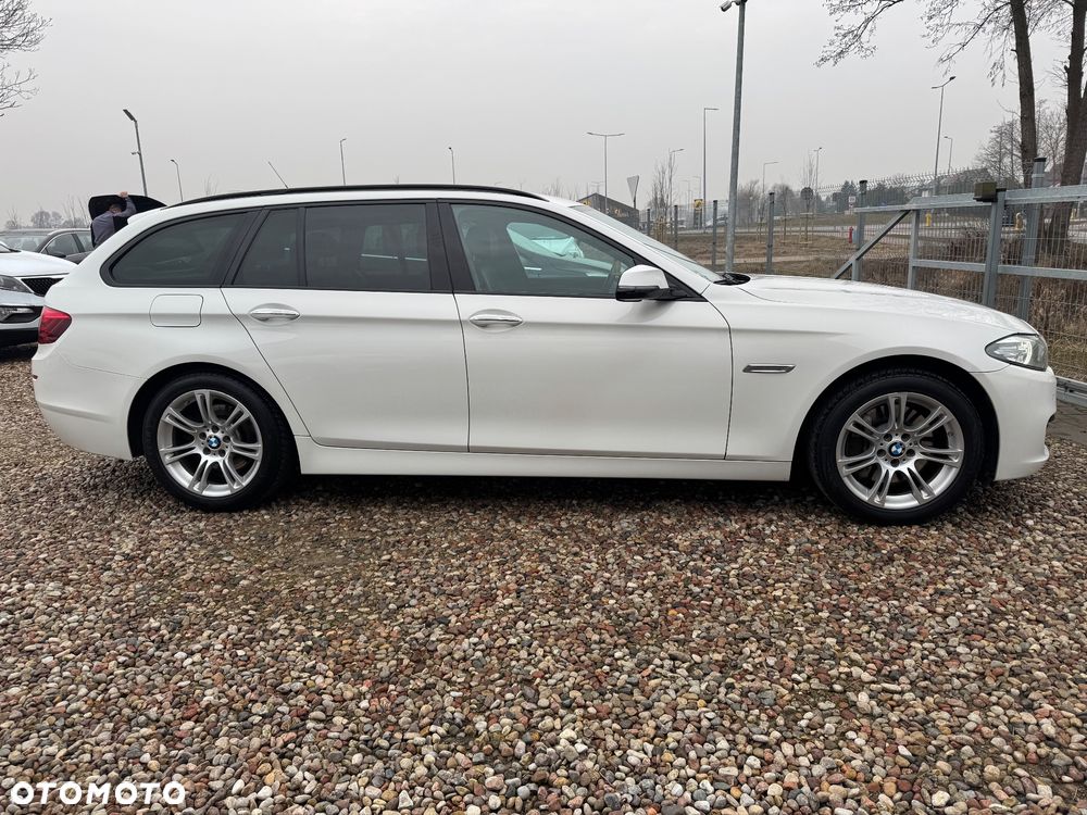BMW Seria 5 525d xDrive - 7