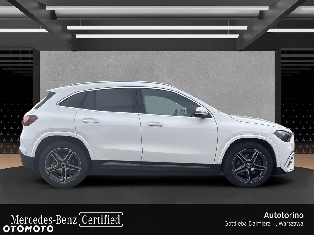 Mercedes-Benz GLA - 7