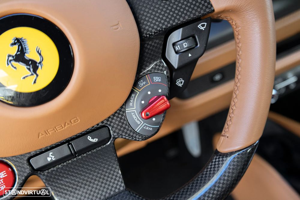 Ferrari F8 Tributo 3.9 Twin-Turbo V8 - 18
