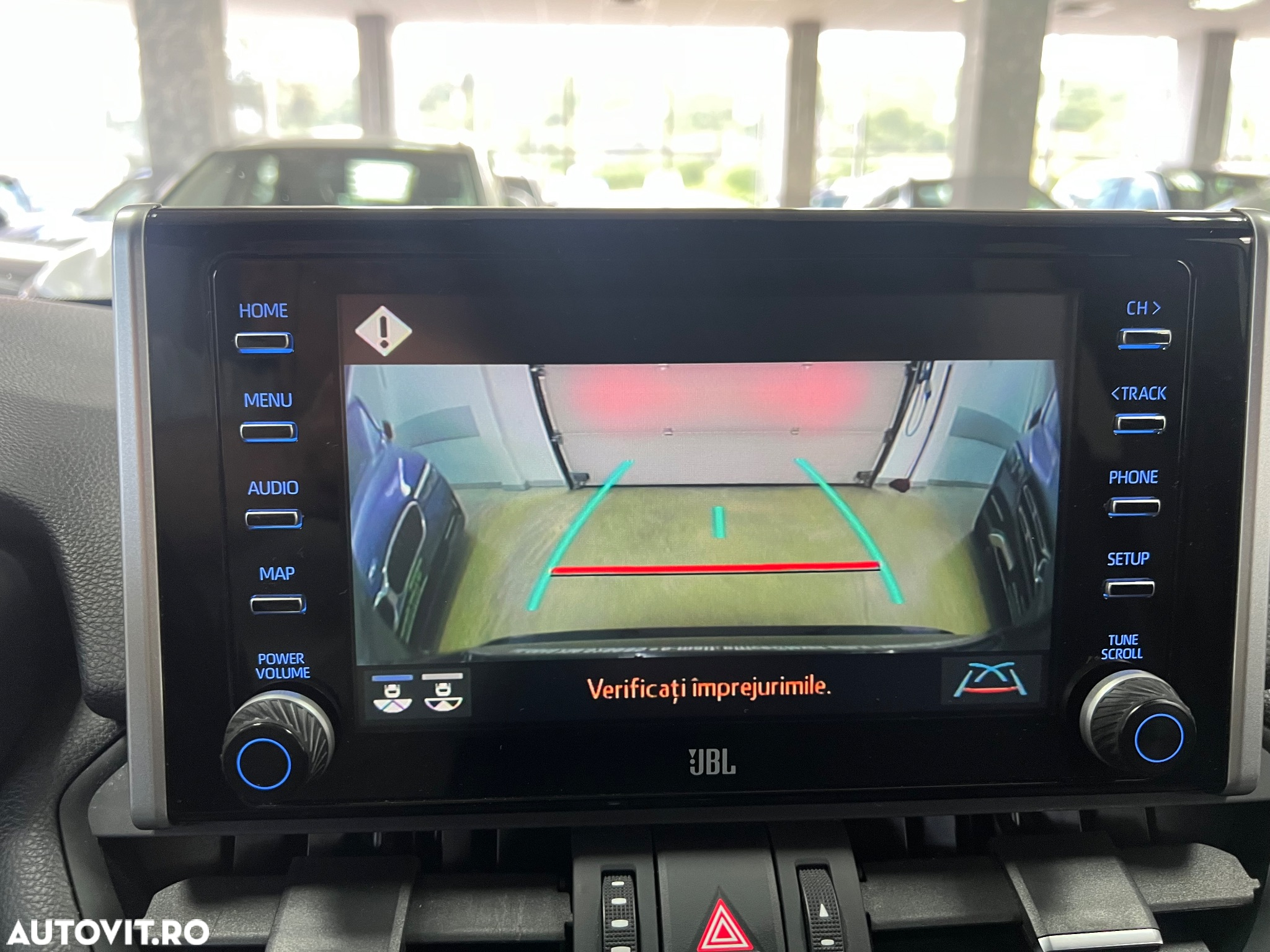 Toyota RAV4 2.5 4x4 Hybrid Lounge - 33