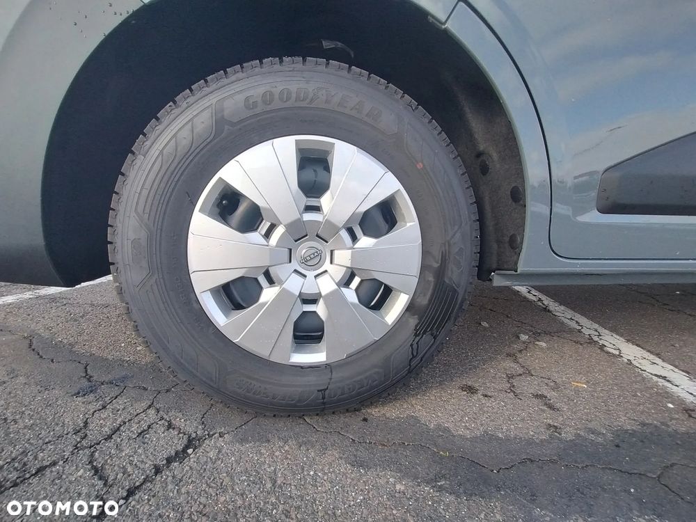 Nissan Interstar - 22