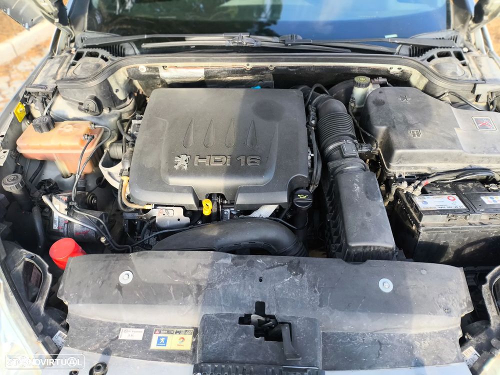 Peugeot 407 SW 2.2 HDi SE Navteq - 13