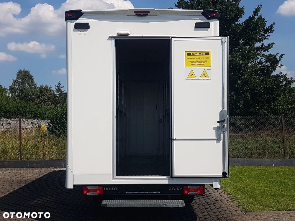 Iveco DAILY KONTENER NISKOPODŁOGOWY 4,44x2,23x2,42 SKLEP BAR FOODTRUCK KAMPER KLIMA KONIOWÓZ 35S14 - 5