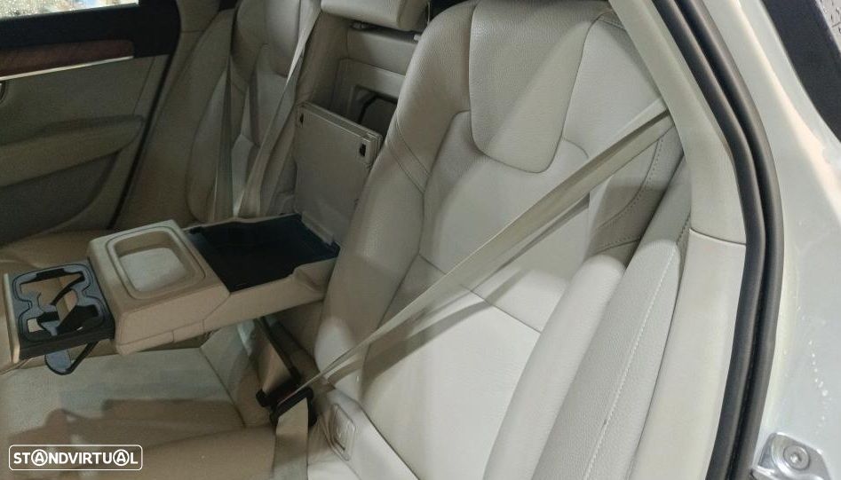 Volvo V90 2.0 B4 Momentum Plus Geartronic - 7