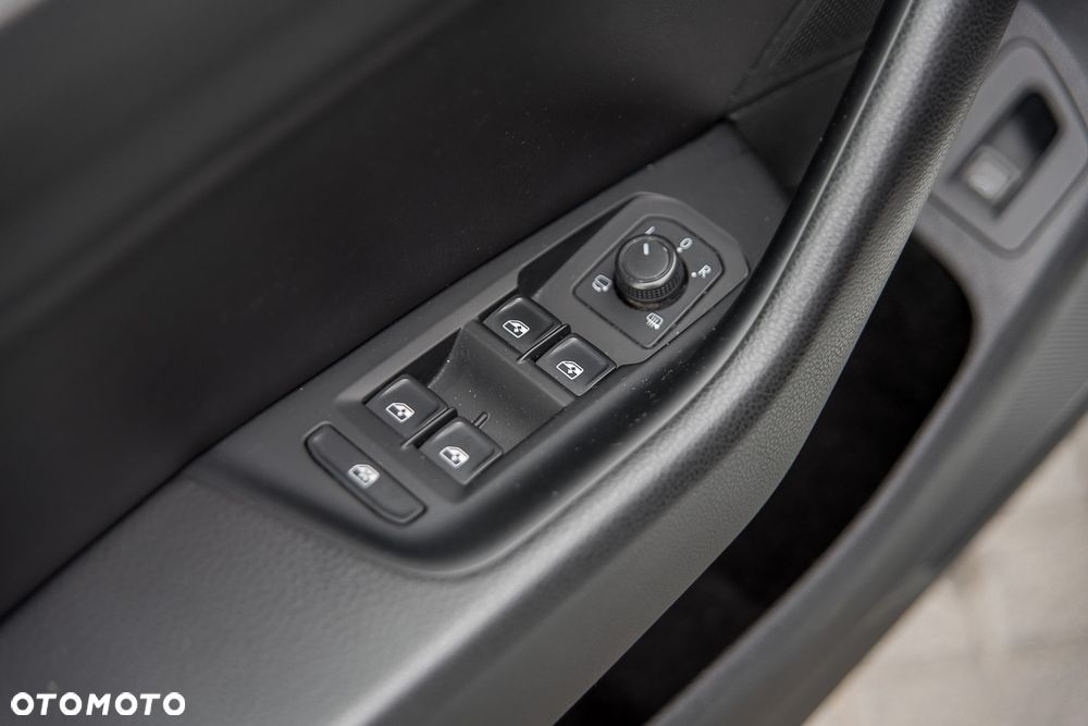 Volkswagen Arteon 2.0 TDI Bi-Turbo SCR 4Mot R-Line DSG - 35