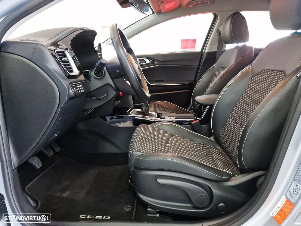 Kia Ceed SW 1.0 T-GDI Drive - 17