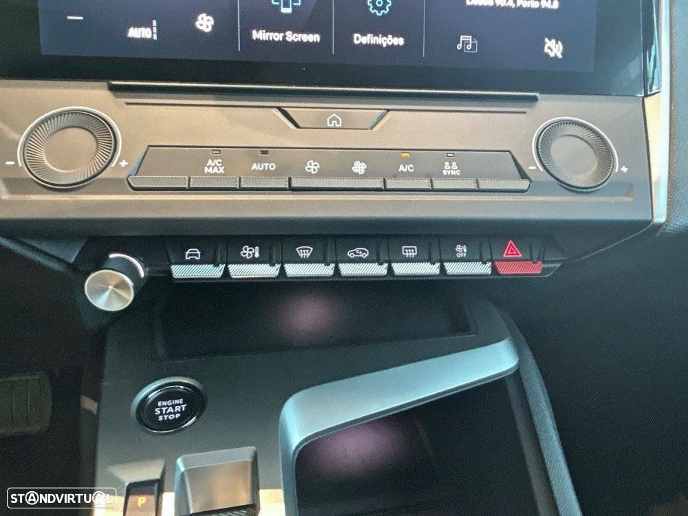 Peugeot 308 1.2 Hybrid Style e-DCS6 - 19