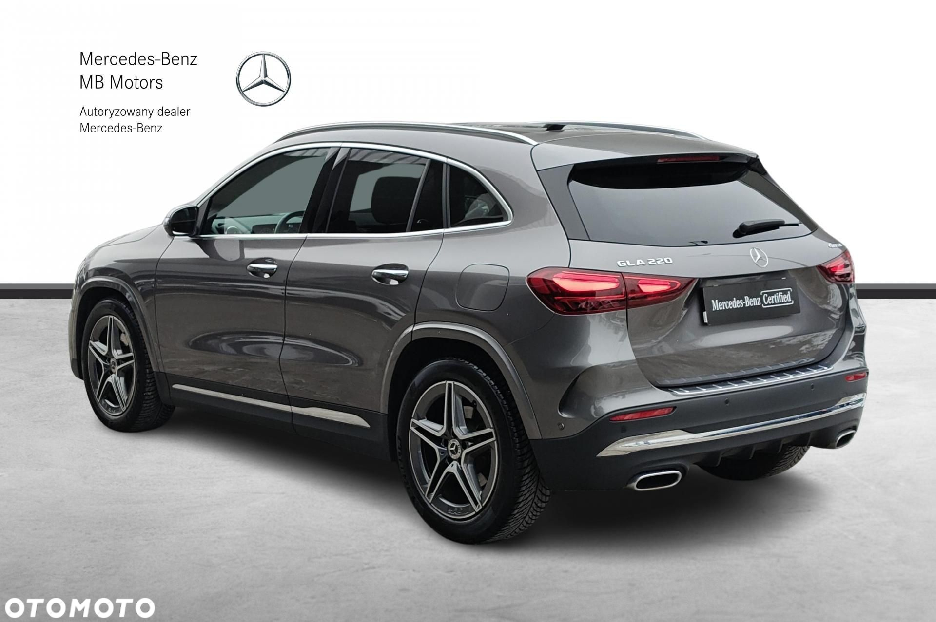 Mercedes-Benz GLA - 3