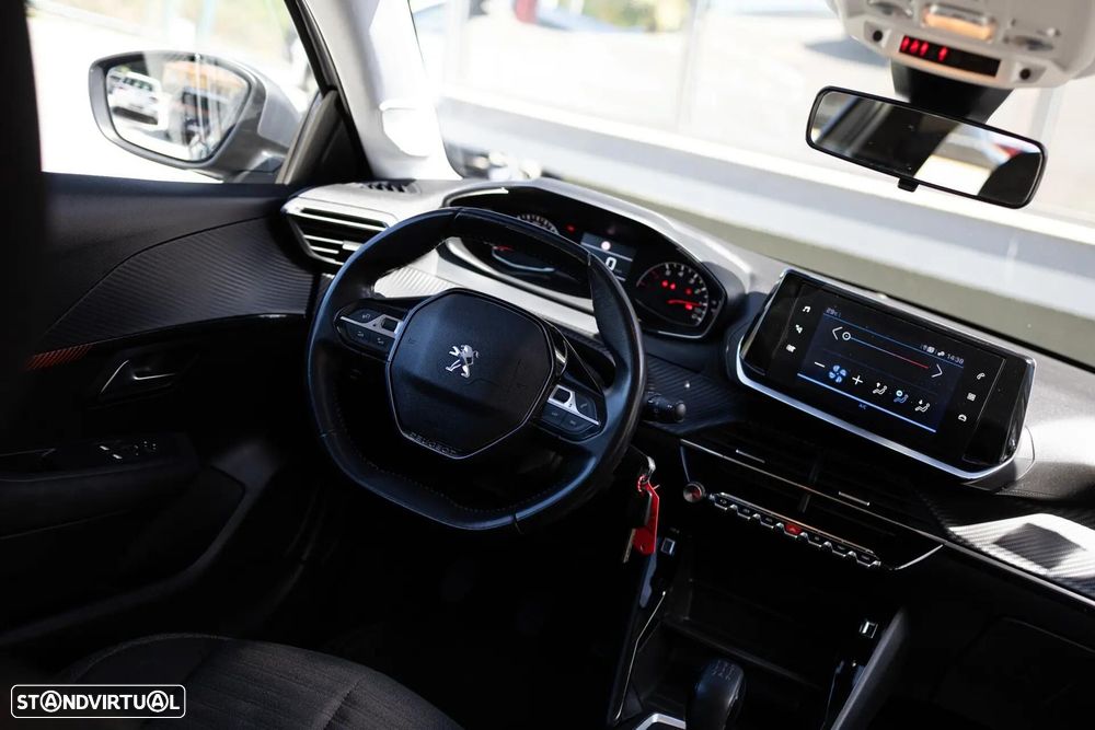 Peugeot 208 1.2 PureTech Active - 8