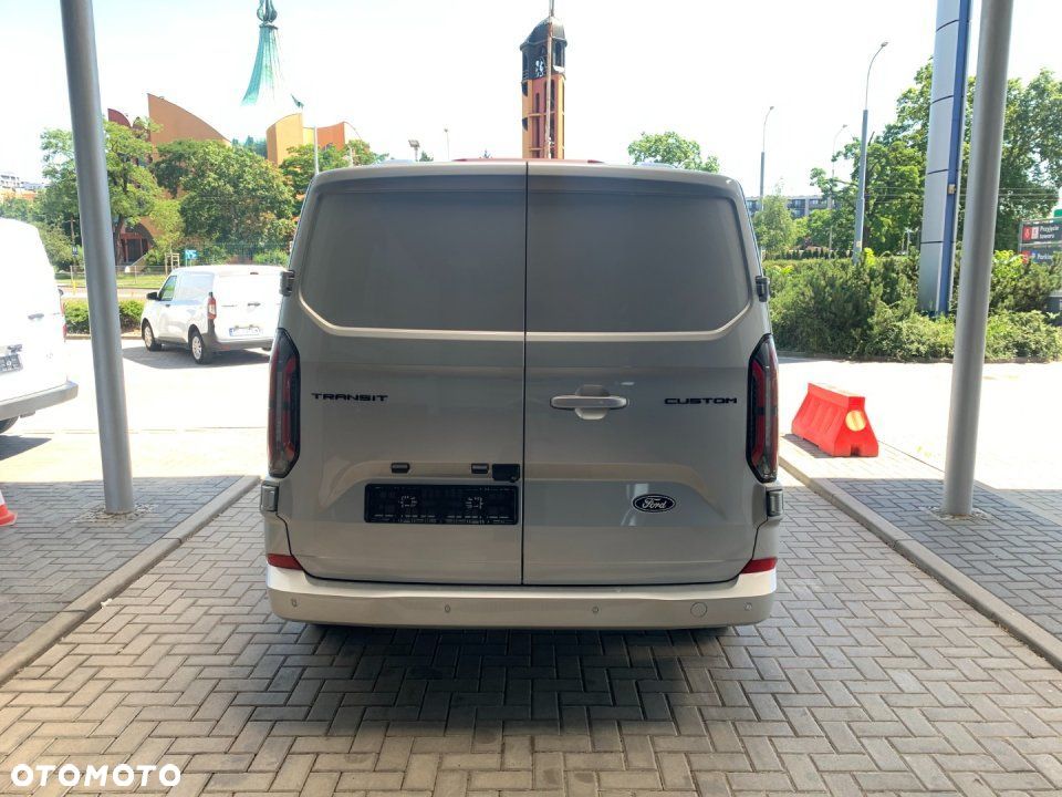 Ford Transit Custom - 6
