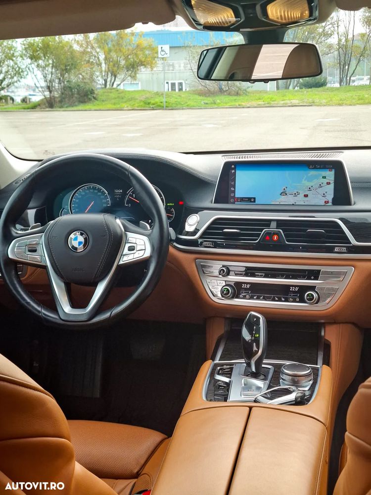 BMW Seria 7 740d xDrive - 13
