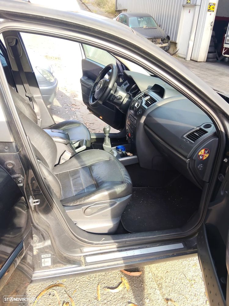 Renault Mégane Break 1.5 dCi Dynamique S - 12