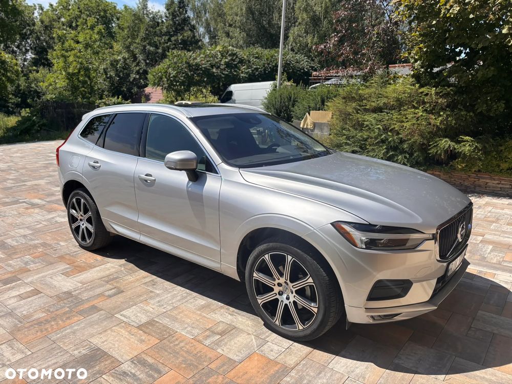 Volvo XC 60 T5 AWD Geartronic Momentum Pro - 1