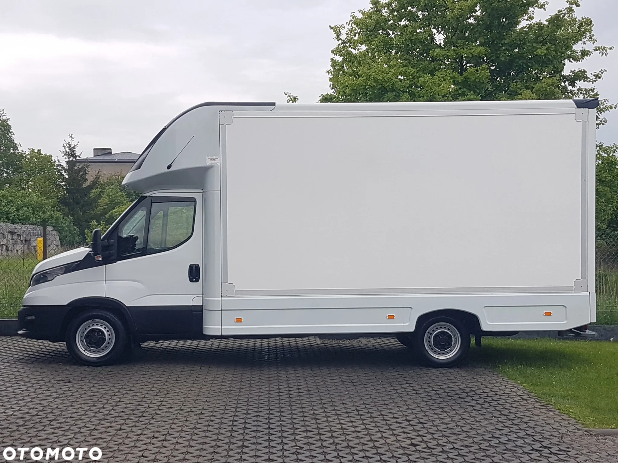 Iveco DAILY KONTENER NISKOPODŁOGOWY 4,43x2,23x2,42 SKLEP BAR FOODTRUCK KAMPER KLIMA - 11