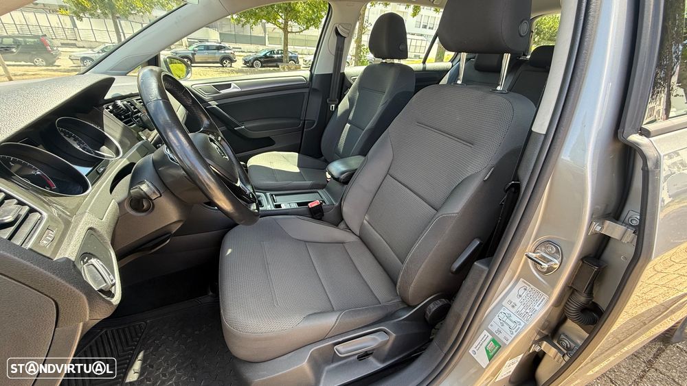 VW Golf 1.6 TDI Confortline - 6