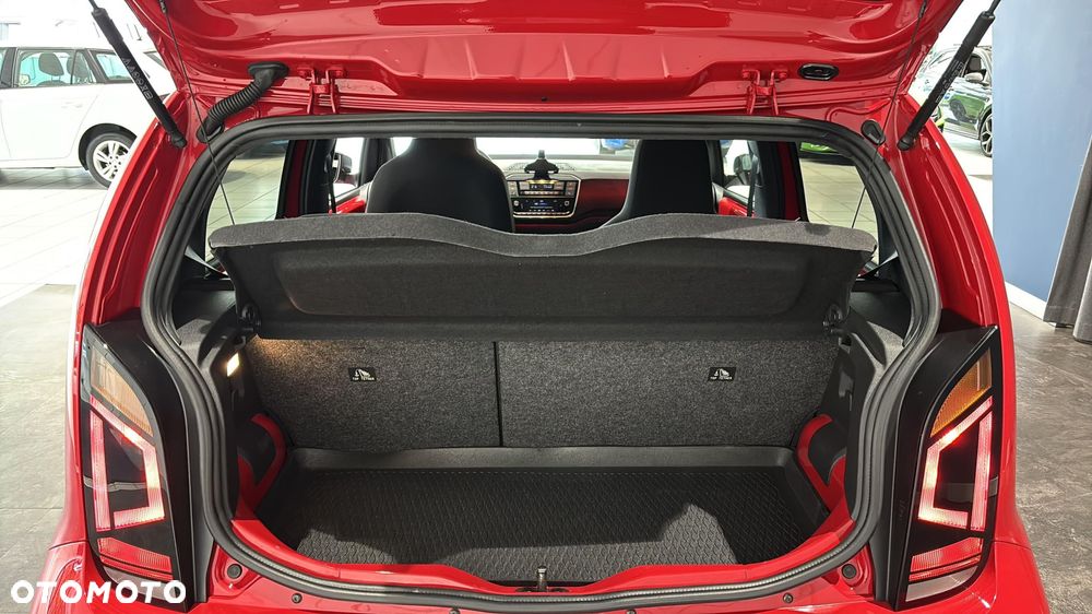 Volkswagen up! 1.0 TSI GTI - 17