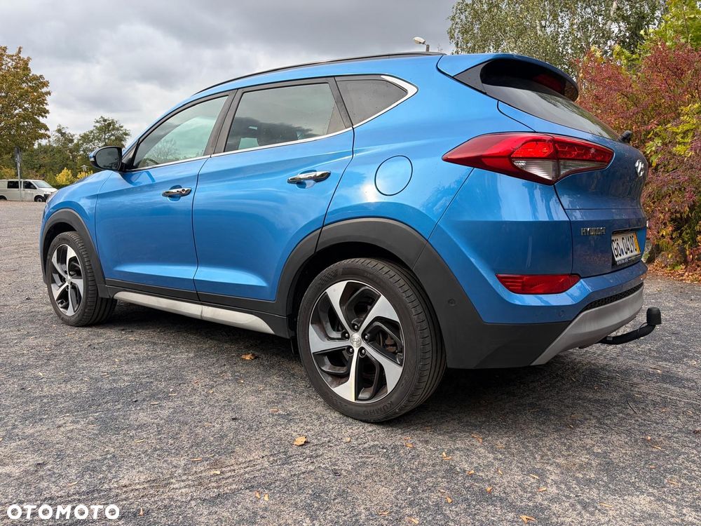 Hyundai Tucson 2.0 CRDI 4WD Automatik Premium - 16