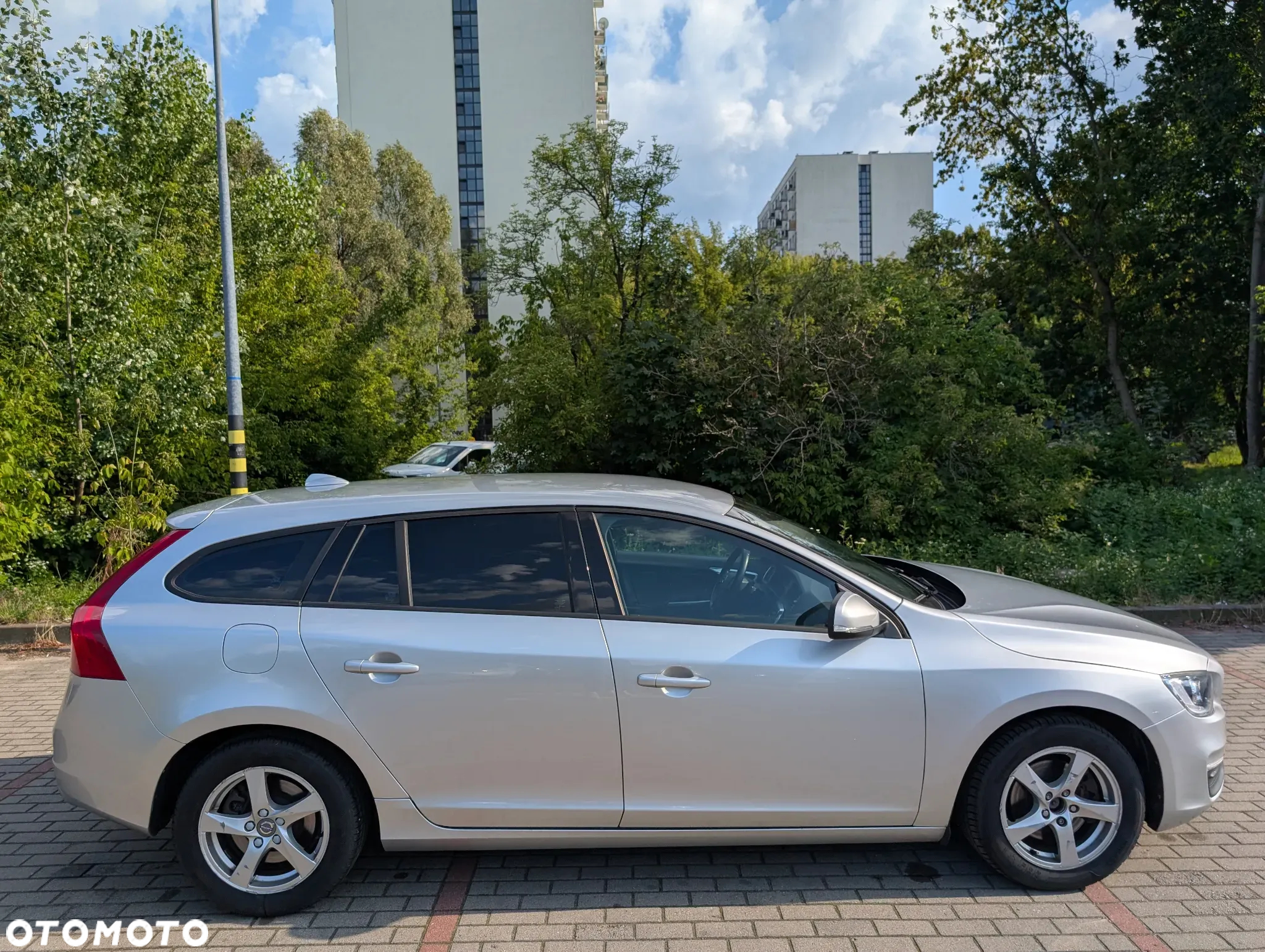 Volvo V60 - 11