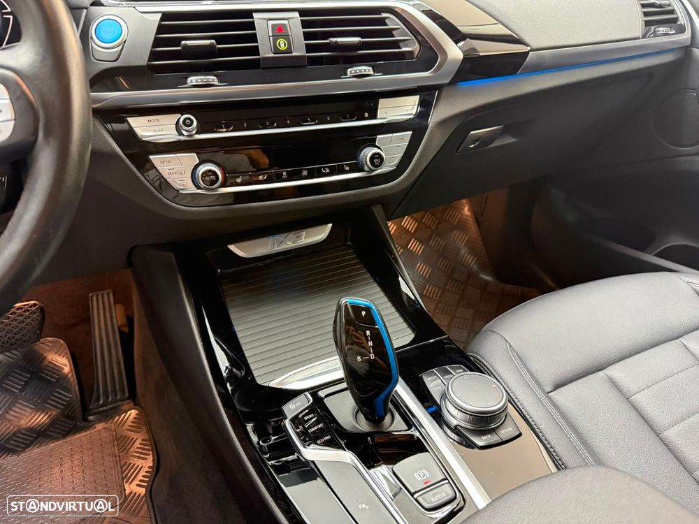 BMW iX3 Impressive - 30